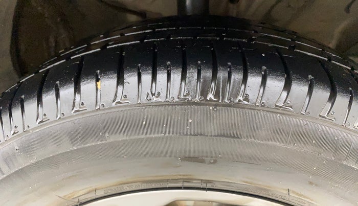 2021 KIA SELTOS HTK PLUS 1.5 DIESEL, Diesel, Manual, 84,159 km, Right Front Tyre Tread