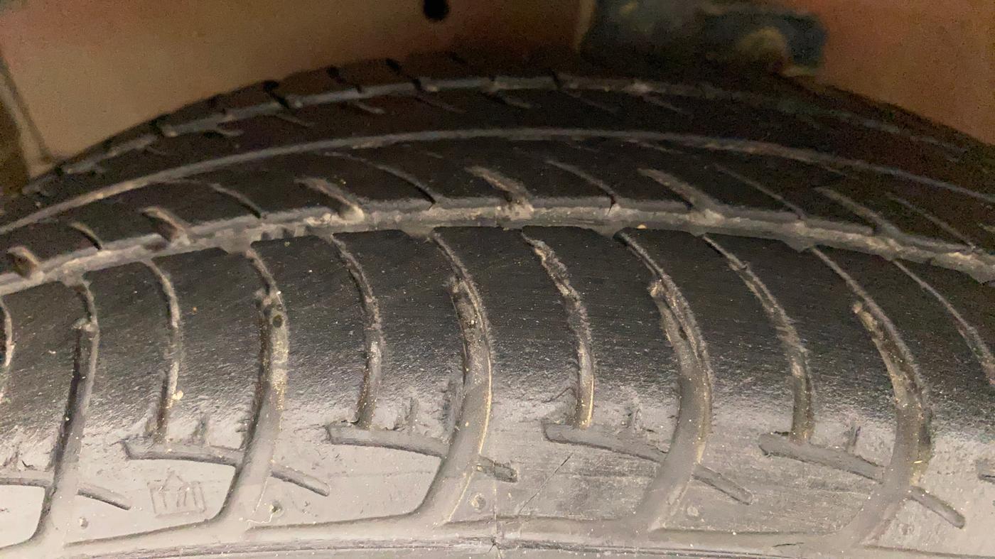 2017 Maruti Celerio VXI (O), Petrol, Manual, 57,686 km, Left Front Tyre Tread