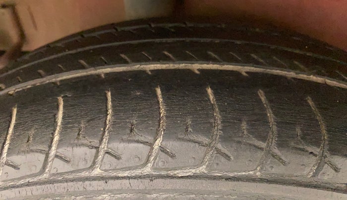 2017 Maruti Celerio VXI (O), Petrol, Manual, 57,686 km, Right Rear Tyre Tread