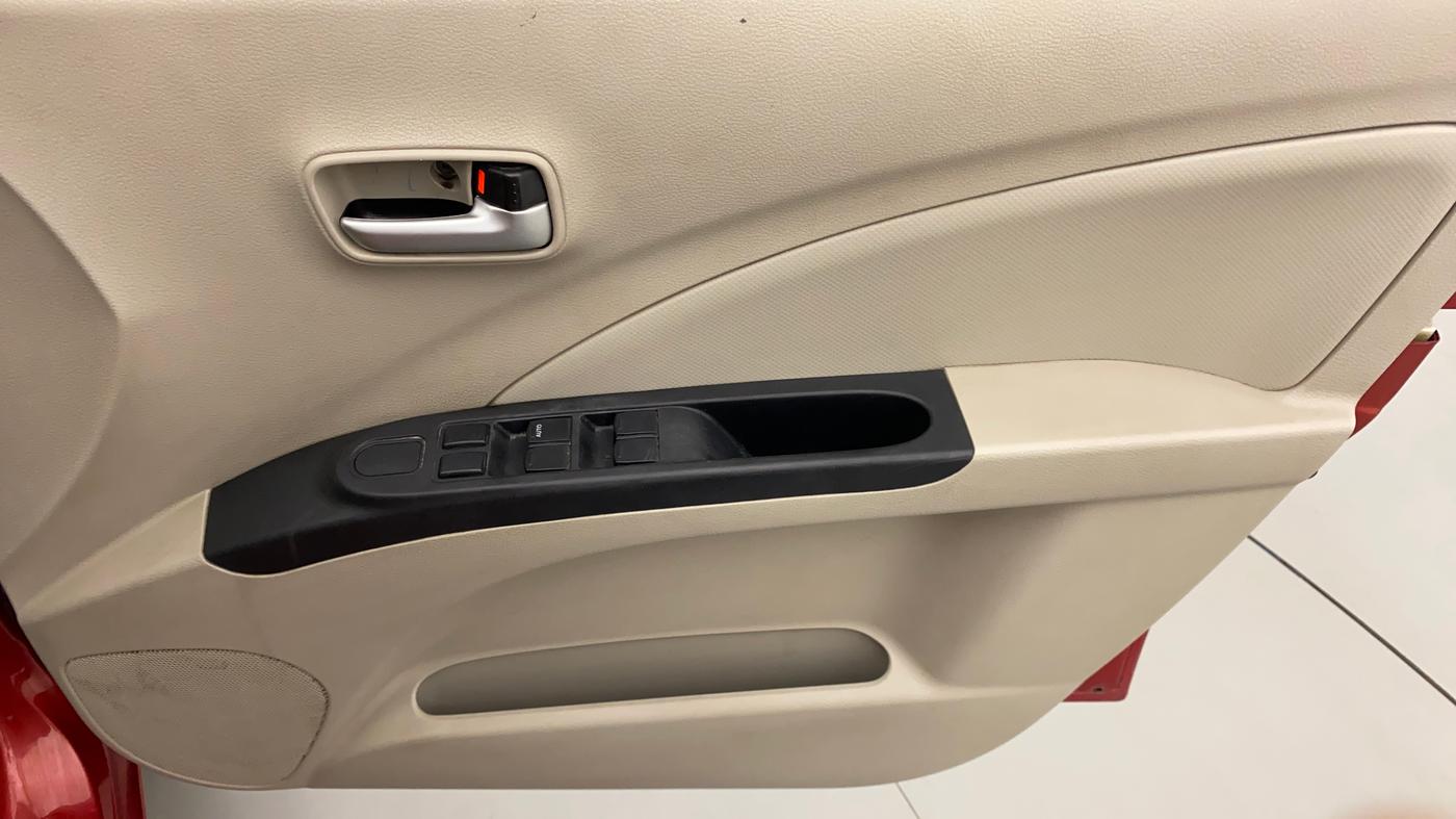 2017 Maruti Celerio VXI (O), Petrol, Manual, 57,686 km, Driver Side Door Panels Control
