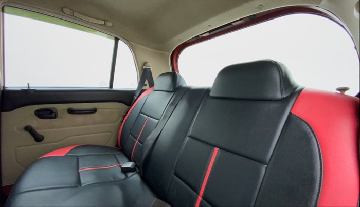 2012 Hyundai Santro Xing GLS, Petrol, Manual, 79,243 km, Right Side Rear Door Cabin