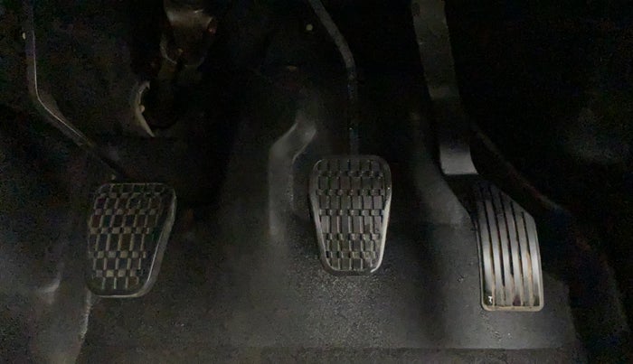 2019 Tata NEXON XZ PLUS PETROL, Petrol, Manual, 73,135 km, Pedals