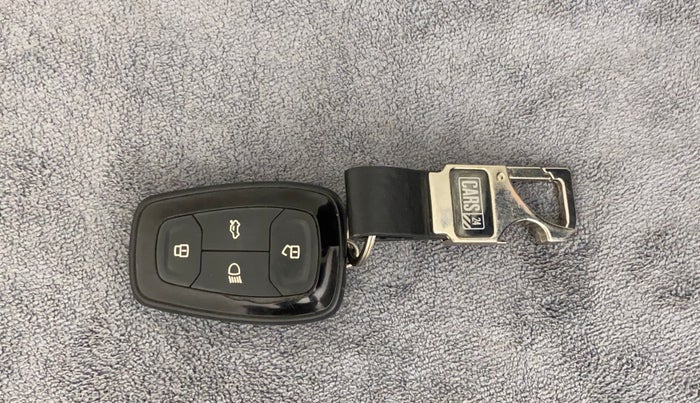 2019 Tata NEXON XZ PLUS PETROL, Petrol, Manual, 73,135 km, Key Close Up