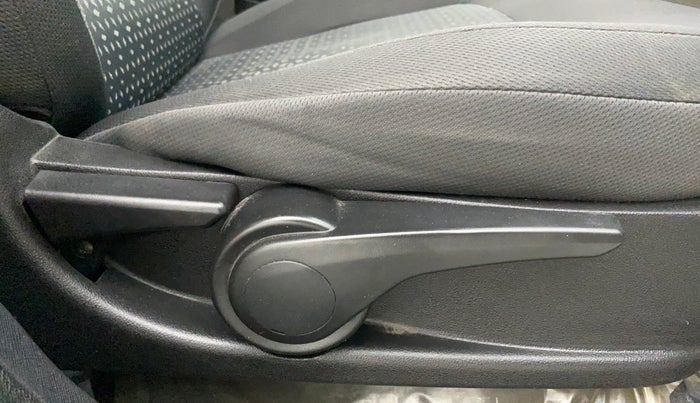 2019 Tata NEXON XZ PLUS PETROL, Petrol, Manual, 73,135 km, Driver Side Adjustment Panel