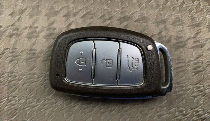 2018 Hyundai Elite i20 ASTA 1.2 (O), Petrol, Manual, 46,520 km, Key Close Up