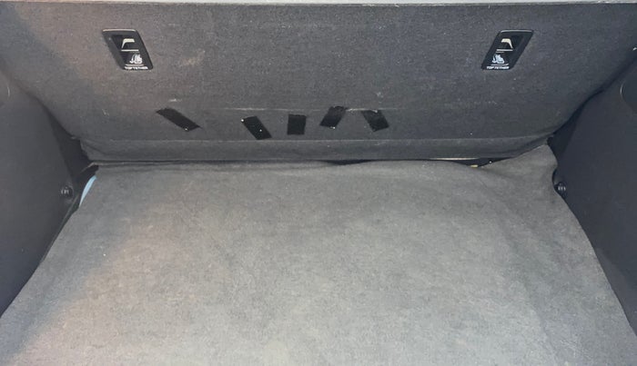 2018 Hyundai Elite i20 ASTA 1.2 (O), Petrol, Manual, 46,520 km, Boot Inside