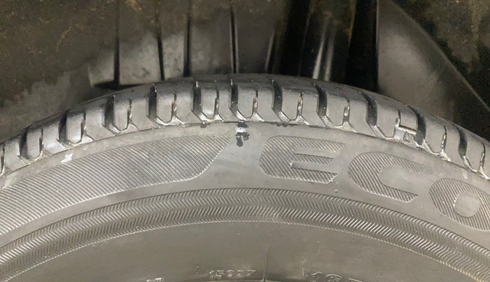 2022 Maruti Dzire VXI, Petrol, Manual, 29,956 km, Left Rear Tyre Tread