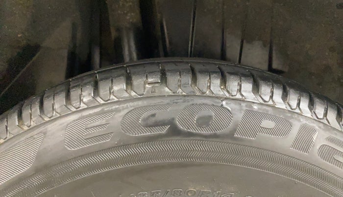 2022 Maruti Dzire VXI, Petrol, Manual, 29,956 km, Right Rear Tyre Tread