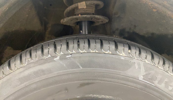 2022 Maruti Dzire VXI, Petrol, Manual, 29,956 km, Right Front Tyre Tread