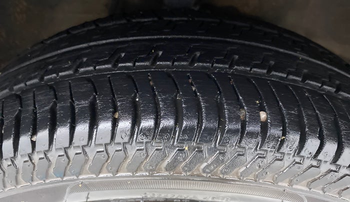 2018 Maruti Alto K10 VXI (O) AMT, Petrol, Automatic, 15,044 km, Right Front Tyre Tread