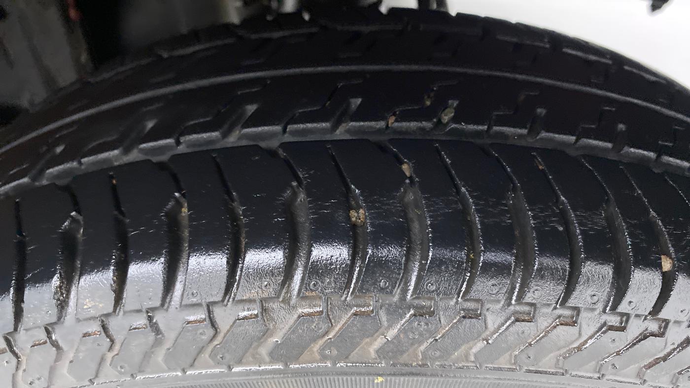 2018 Maruti Alto K10 VXI (O) AMT, Petrol, Automatic, 15,044 km, Left Rear Tyre Tread