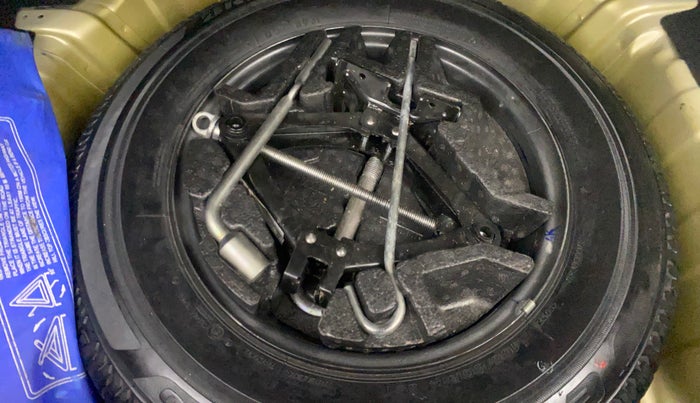 2020 Tata ALTROZ XT PETROL, Petrol, Manual, 95,395 km, Spare Tyre