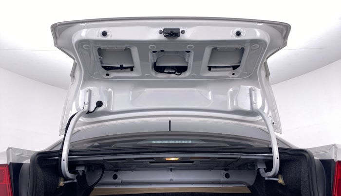 2019 Volkswagen Ameo Trendline 1.0, Petrol, Manual, 11,024 km, Boot Door Open