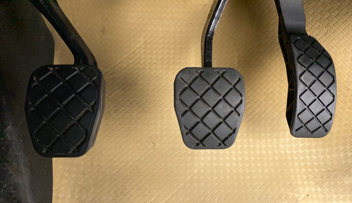 2019 Volkswagen Ameo Trendline 1.0, Petrol, Manual, 11,024 km, Pedals