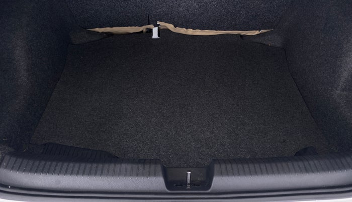 2019 Volkswagen Ameo Trendline 1.0, Petrol, Manual, 11,024 km, Boot Inside