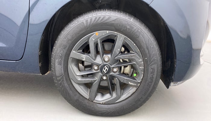 2021 Hyundai GRAND I10 NIOS SPORTZ AMT 1.2 KAPPA VTVT, Petrol, Automatic, 18,490 km, Right Front Wheel