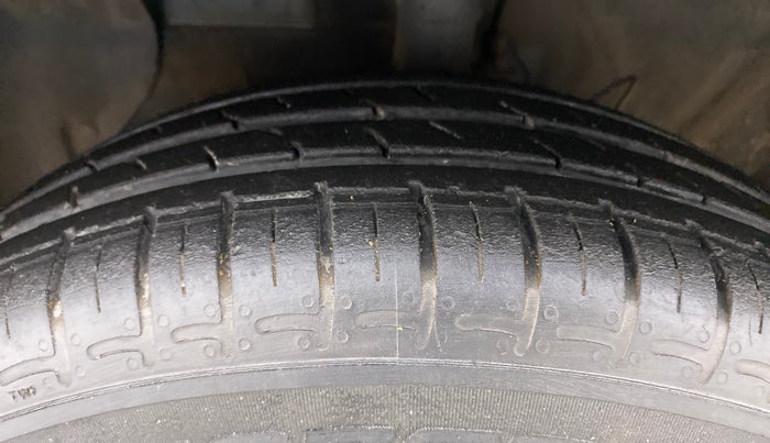 2021 Hyundai GRAND I10 NIOS SPORTZ AMT 1.2 KAPPA VTVT, Petrol, Automatic, 18,490 km, Left Front Tyre Tread