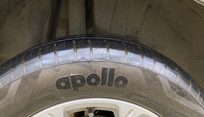 2021 Maruti Swift ZXI AMT, Petrol, Automatic, 45,993 km, Right Rear Tyre Tread