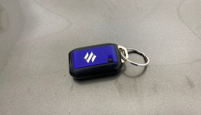 2021 Maruti Swift ZXI AMT, Petrol, Automatic, 45,993 km, Key Close Up