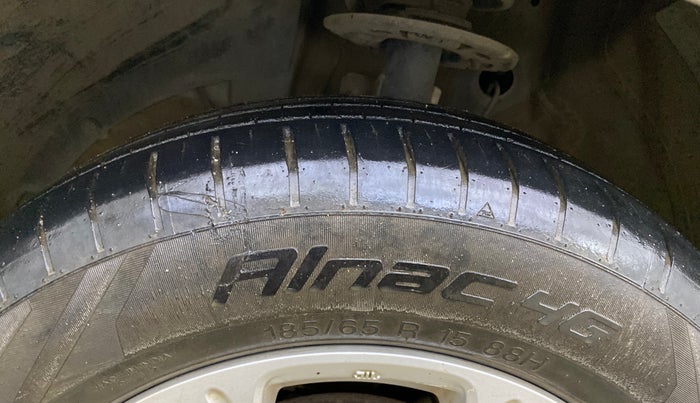 2021 Maruti Swift ZXI AMT, Petrol, Automatic, 45,993 km, Left Front Tyre Tread