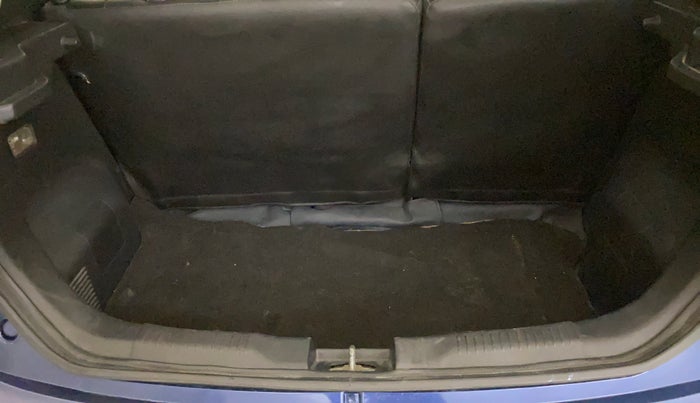 2018 Maruti IGNIS DELTA 1.2, Petrol, Manual, 58,434 km, Boot Inside