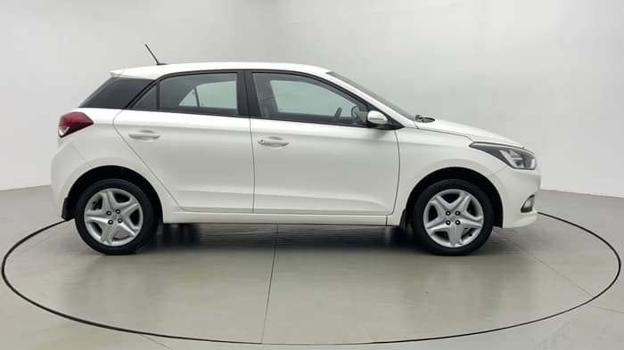 2017 Hyundai Elite i20 ASTA 1.2, Petrol, Manual, 23,433 km, Right Side View