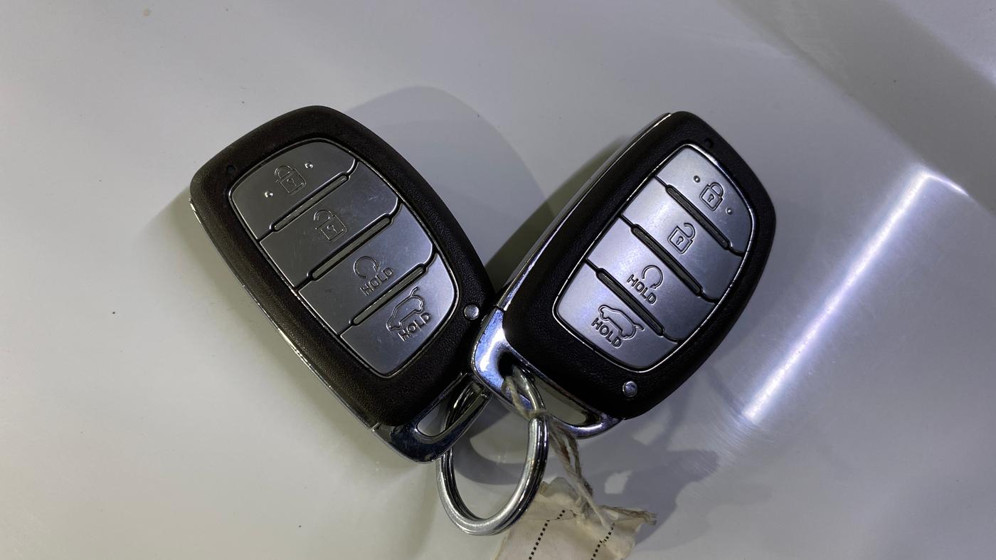 2023 Hyundai ALCAZAR PRESTIGE 1.5 TURBO PETROL MT 7STR, Petrol, Manual, 7,467 km, Key Close Up