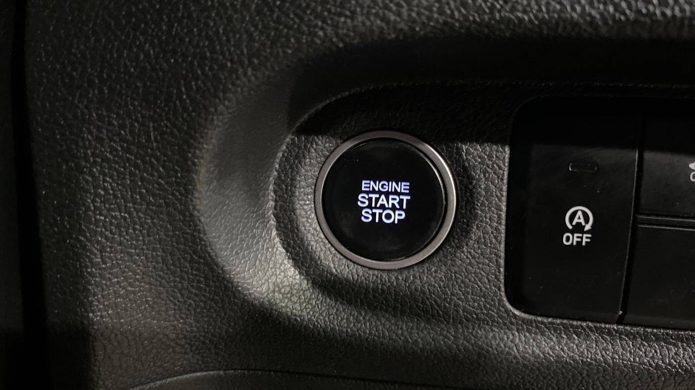 2023 Hyundai ALCAZAR PRESTIGE 1.5 TURBO PETROL MT 7STR, Petrol, Manual, 7,467 km, Keyless Start/ Stop Button