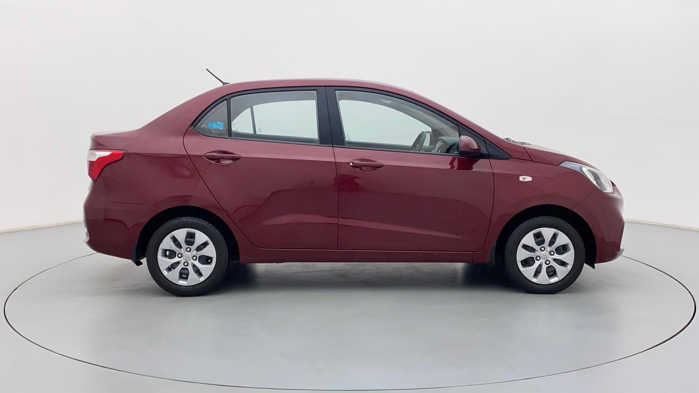 2017 Hyundai Xcent E PLUS, Petrol, Manual, 30,233 km, Right Side View