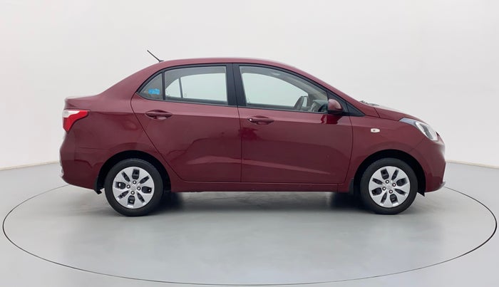 2017 Hyundai Xcent E PLUS, Petrol, Manual, 30,233 km, Right Side View