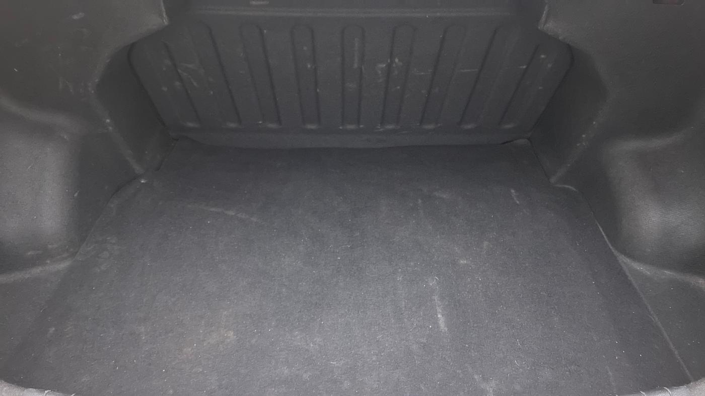 2017 Hyundai Xcent E PLUS, Petrol, Manual, 30,233 km, Boot Inside