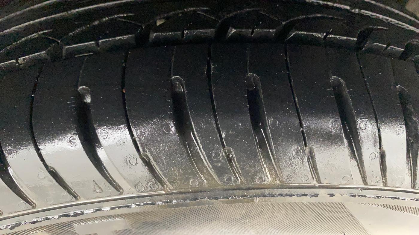 2016 Tata Tiago XT PETROL, Petrol, Manual, 62,962 km, Left Rear Tyre Tread