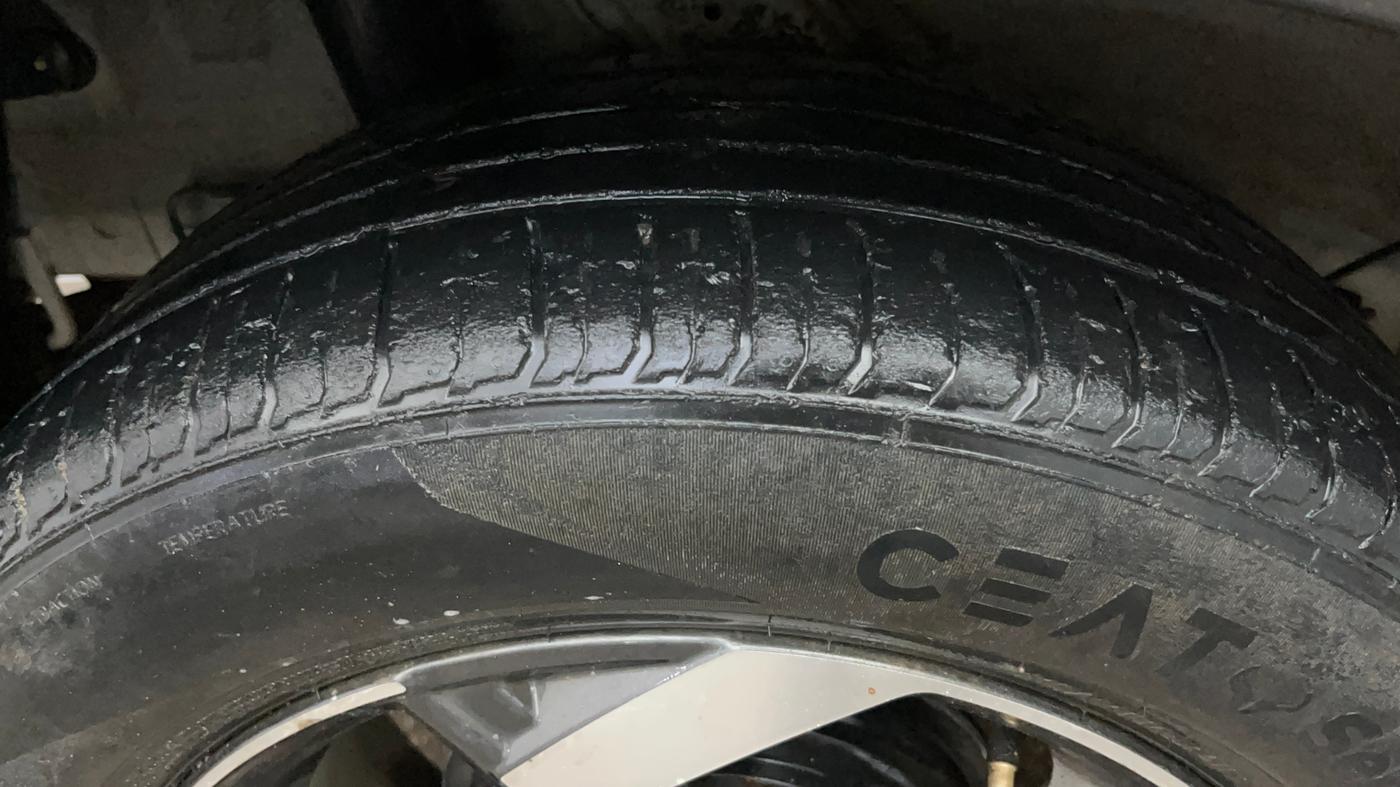 2019 Hyundai VENUE SX PLUS 1.0 TURBO DCT, Petrol, Automatic, 56,958 km, Right Rear Tyre Tread