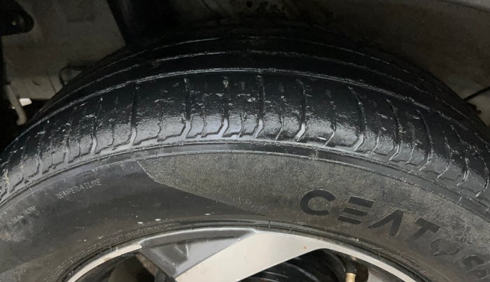 2019 Hyundai VENUE SX PLUS 1.0 TURBO DCT, Petrol, Automatic, 56,958 km, Right Rear Tyre Tread