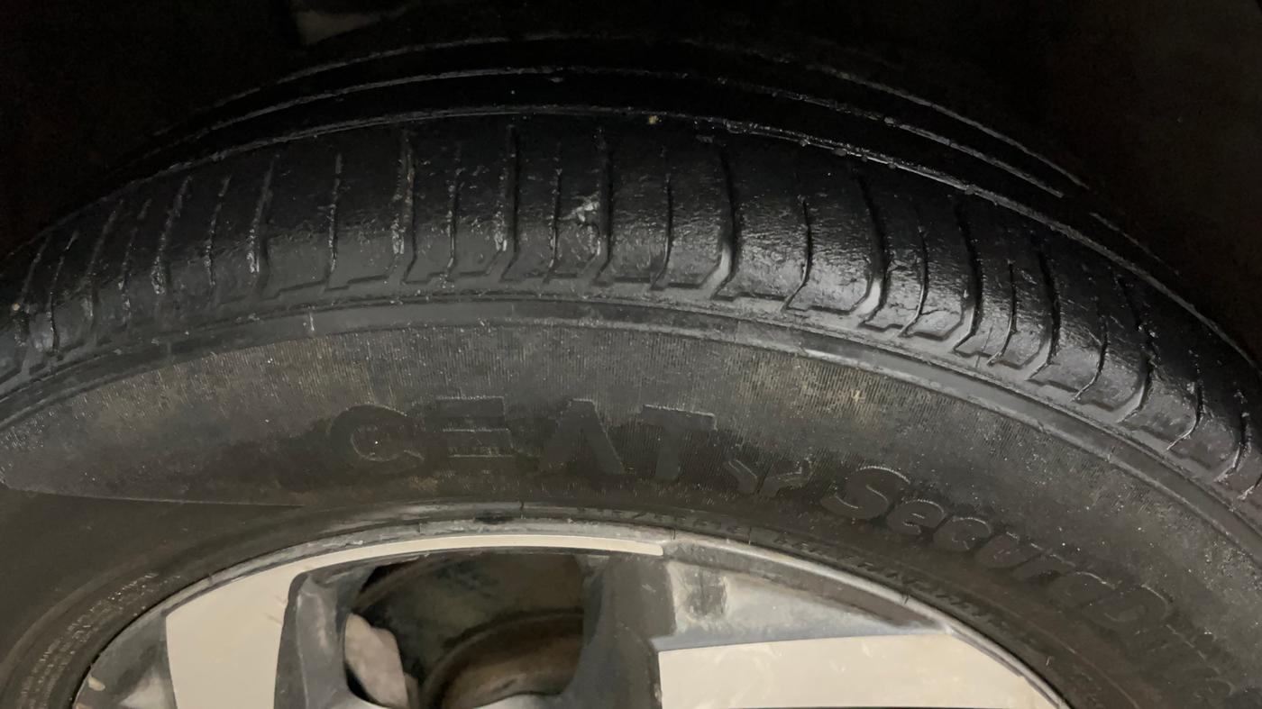 2019 Hyundai VENUE SX PLUS 1.0 TURBO DCT, Petrol, Automatic, 56,958 km, Right Front Tyre Tread