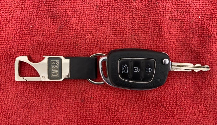 2018 Hyundai Elite i20 SPORTZ 1.2, Petrol, Manual, 39,573 km, Key Close Up
