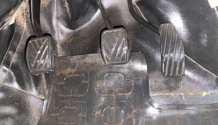 2018 Maruti Wagon R 1.0 LXI CNG (O), CNG, Manual, 79,047 km, Pedals