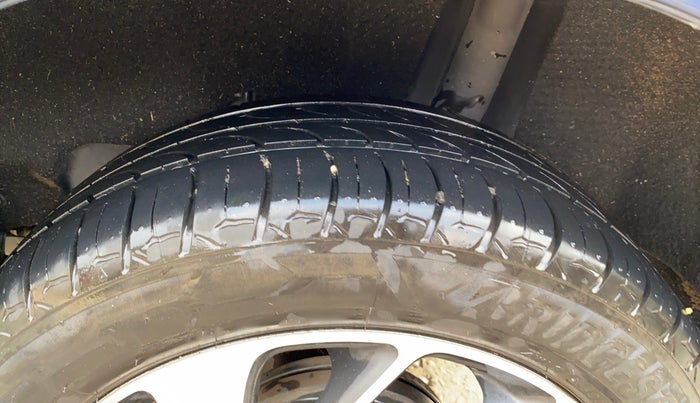 2019 Maruti Baleno ALPHA CVT PETROL 1.2, Petrol, Automatic, 89,946 km, Left Rear Tyre Tread