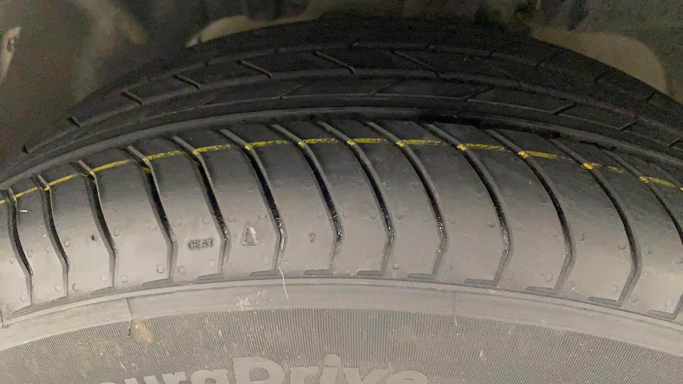 2017 Ford Ecosport TITANIUM 1.5L PETROL, Petrol, Manual, 39,236 km, Left Front Tyre Tread