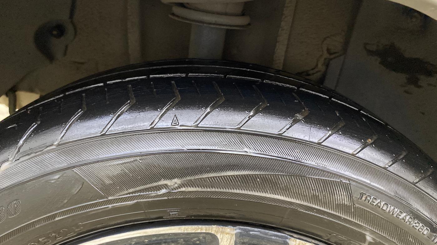 2018 Tata TIGOR XZA PETROL, Petrol, Automatic, 50,888 km, Right Rear Tyre Tread