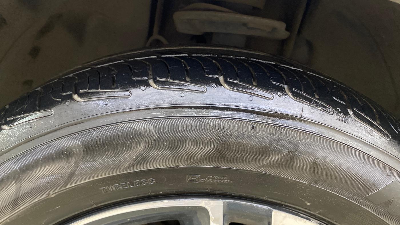 2018 Tata TIGOR XZA PETROL, Petrol, Automatic, 50,888 km, Left Front Tyre Tread