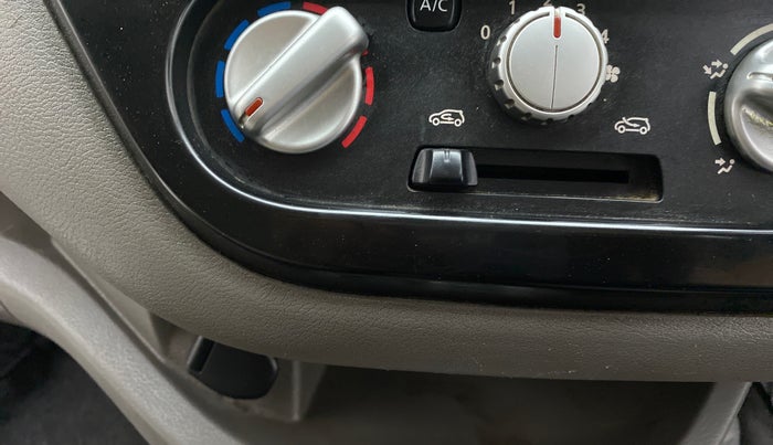 2017 Datsun Redi Go T (O), Petrol, Manual, 77,422 km, Dashboard - Air Re-circulation knob is not working