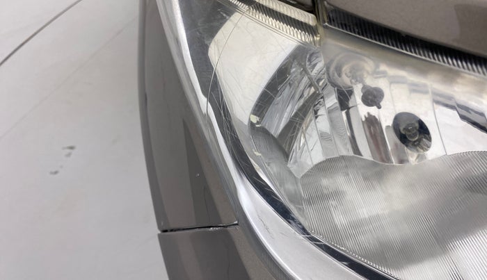 2017 Datsun Redi Go T (O), Petrol, Manual, 77,422 km, Right headlight - Minor scratches