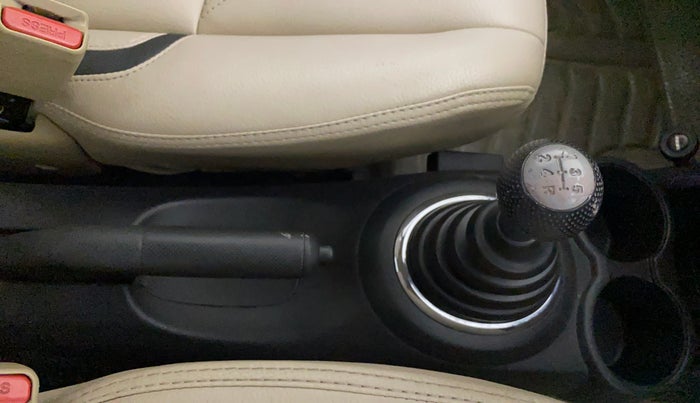 2017 Honda Amaze 1.2L I-VTEC S, Petrol, Manual, 19,023 km, Gear Lever