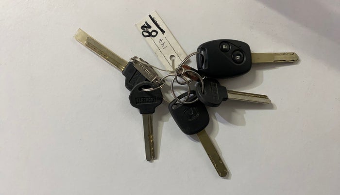 2017 Honda Amaze 1.2L I-VTEC S, Petrol, Manual, 19,023 km, Key Close Up