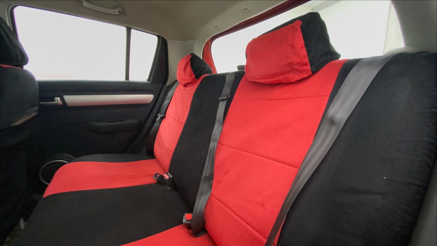 2010 Maruti Swift VXI, Petrol, Manual, 37,982 km, Right Side Rear Door Cabin
