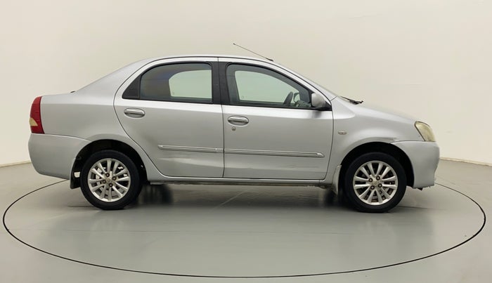 2011 Toyota Etios V, Petrol, Manual, 83,914 km, Right Side View