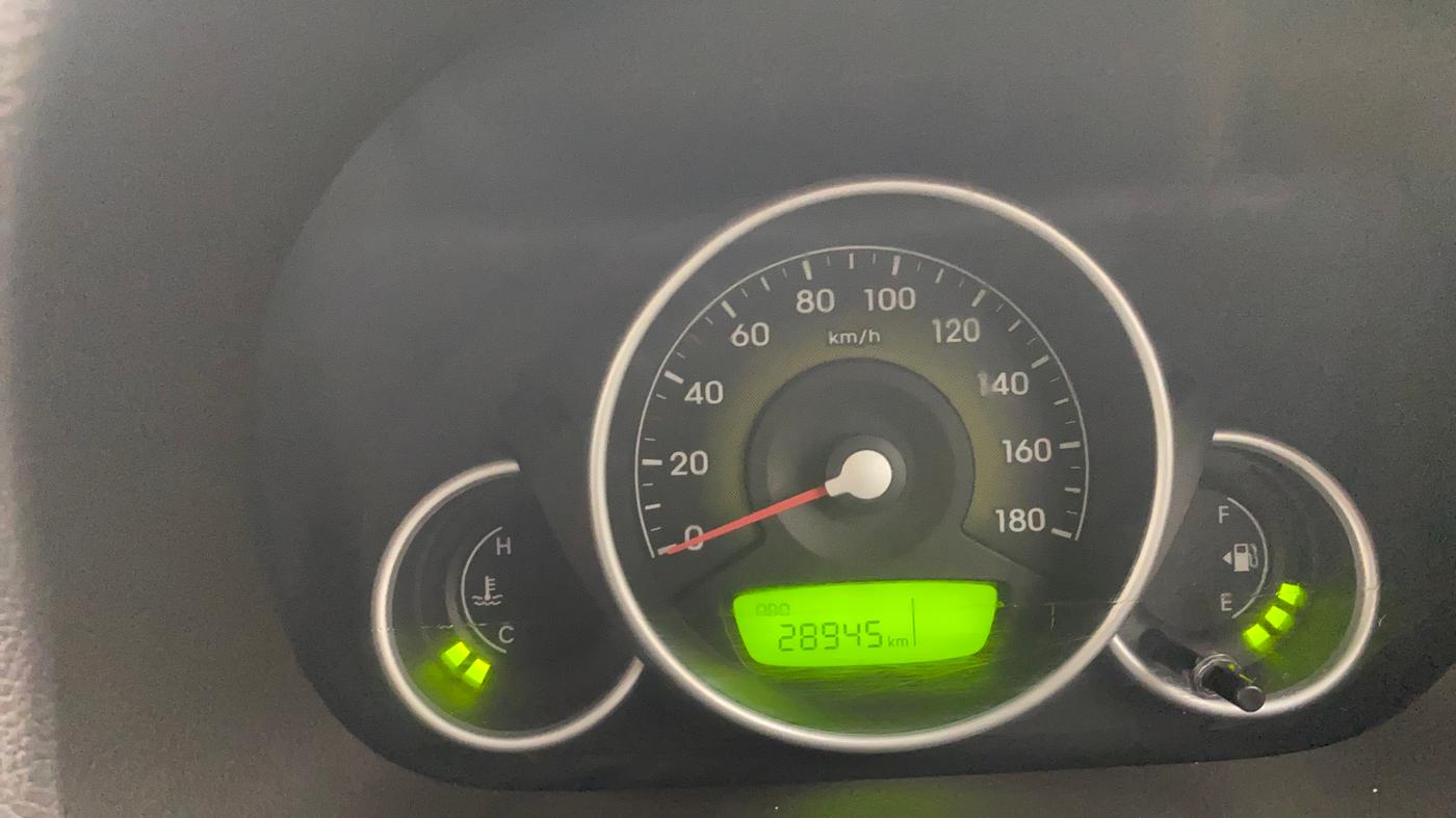 2017 Hyundai Eon SPORTZ, Petrol, Manual, 28,944 km, Odometer Image