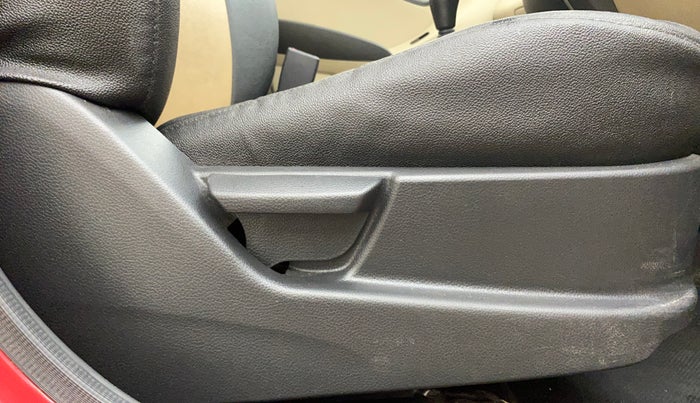 2017 Hyundai Eon SPORTZ, Petrol, Manual, 28,944 km, Driver Side Adjustment Panel