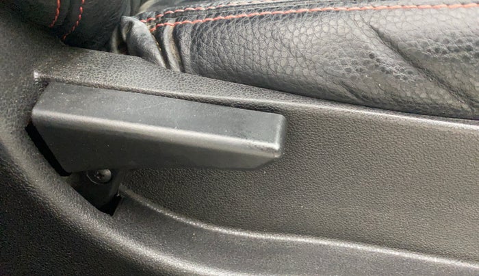 2019 Tata NEXON XM PETROL, Petrol, Manual, 55,331 km, Driver Side Adjustment Panel